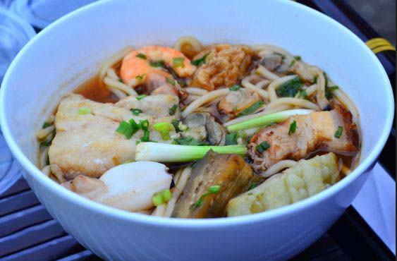 bun-mam-rice-noodle-with-fish-sauce-saigon-vietnam-2